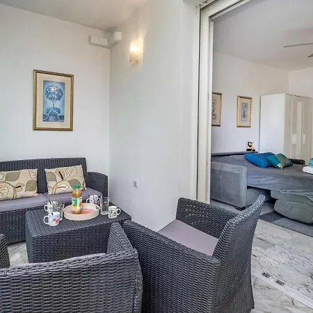 Val Joli By Interhome